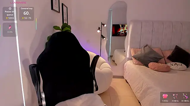 Snapshot of AmyWood chatting on March 28, 9:58 pm AmyWood online show from March 28, 9:58 pm