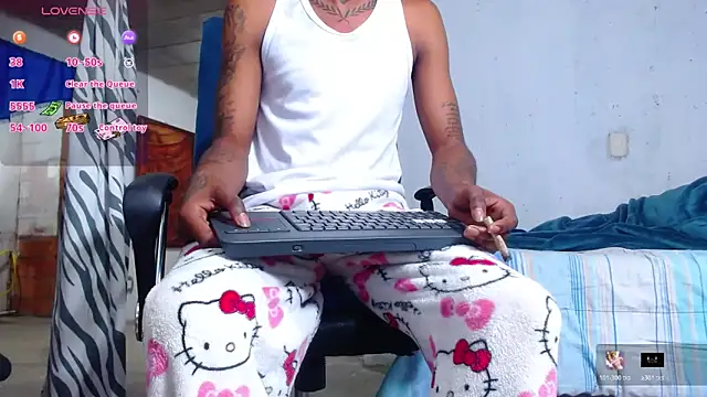 Snapshot of kilian_xx chatting on April 3, 7:50 am kilian xx online show from April 3, 7:50 am