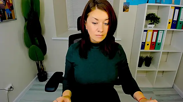 AnaMills online show from September 24, 3:04 pm