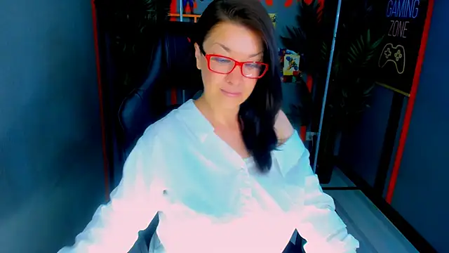 AnaMills online show from June 12, 10:19 pm