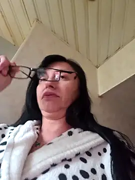 Amberhotqueen online show from October 14, 8:04 am