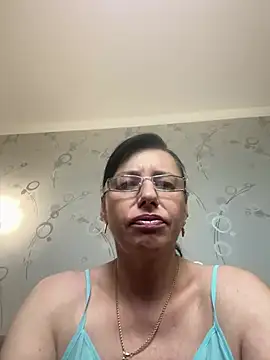 Amberhotqueen online show from June 26, 11:25 am