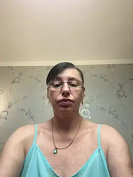 Amberhotqueen online show from June 28, 8:26 pm