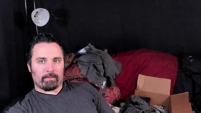 Metalstud online show from December 1, 7:02 am