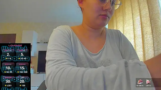 hot evil queen online show from November 19, 9:42 am