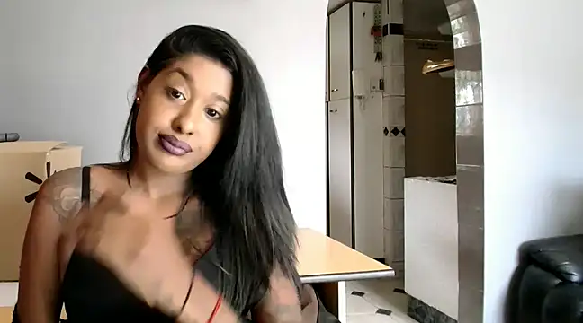 Lisaabrown  online show from December 10, 7:37 am