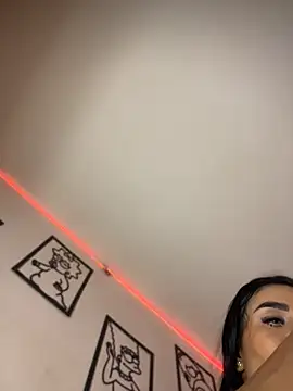 Emma Brown 12 online show from July 10, 9:17 pm
