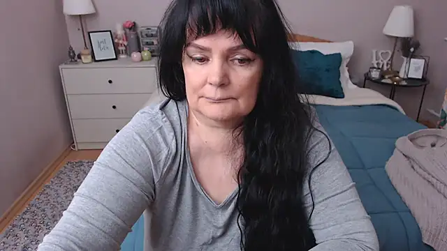 LeveMe2Nightt online show from December 17, 1:17 pm