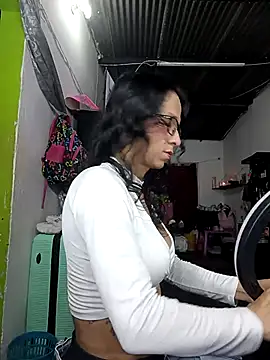 DaslyRoze online show from March 2, 1:47 am