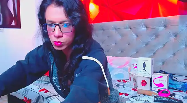 DaslyRoze online show from March 9, 7:45 am