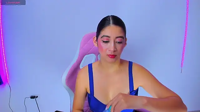 MeganWhite3 online show from March 11, 6:43 am