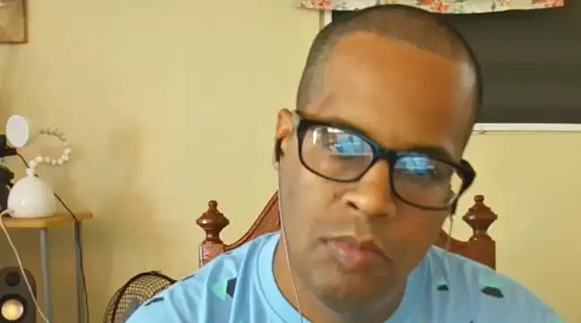 Snapshot of thesugar32 chatting on January 4, 1:42 pm thesugar32 online show from January 4, 1:42 pm