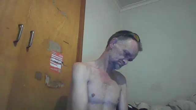 TooFknHorny1 online show from March 5, 9:37 pm