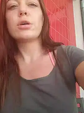 Snapshot of LilliThelo chatting on February 15, 5:07 pm LilliThelo online show from February 15, 5:07 pm