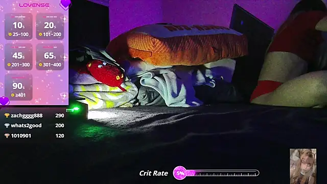 Blondiewithanass online show from September 26, 1:37 pm