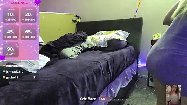 Blondiewithanass online show from October 8, 1:47 am