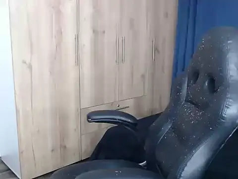 beautifulunna  online show from March 23, 2:04 am