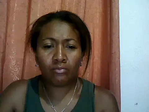 Snapshot of sexyladii chatting on December 3, 5:01 pm sexyladii online show from December 3, 5:01 pm