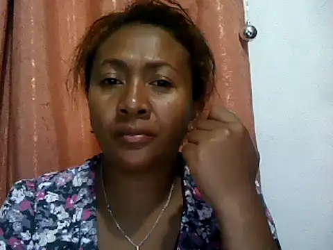 Snapshot of sexyladii chatting on December 12, 4:53 pm sexyladii online show from December 12, 4:53 pm