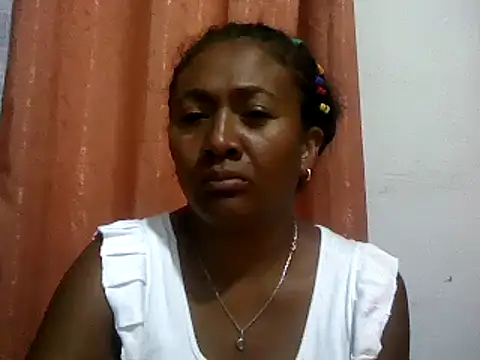 Snapshot of sexyladii chatting on January 14, 8:15 pm sexyladii online show from January 14, 8:15 pm