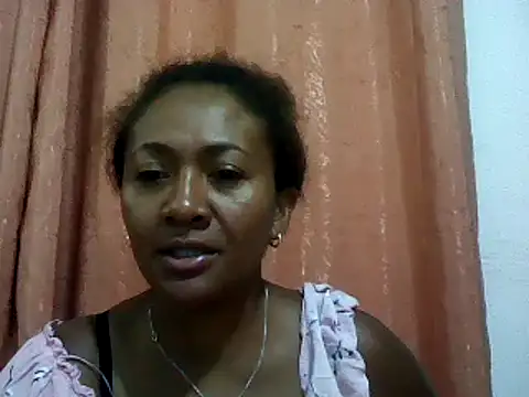 Snapshot of sexyladii chatting on January 22, 5:28 pm sexyladii online show from January 22, 5:28 pm