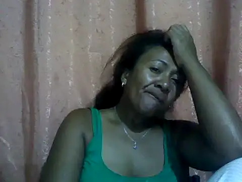 Snapshot of sexyladii chatting on February 1, 6:08 pm sexyladii online show from February 1, 6:08 pm