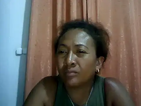 Snapshot of sexyladii chatting on February 5, 5:20 pm sexyladii online show from February 5, 5:20 pm