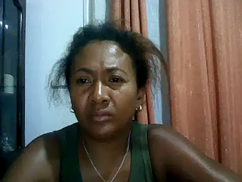 Snapshot of sexyladii chatting on February 10, 7:38 pm sexyladii online show from February 10, 7:38 pm