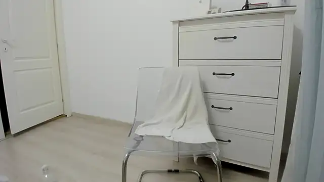 Snapshot of woolfiie chatting on November 13, 12:09 am woolfiie online show from November 13, 12:09 am