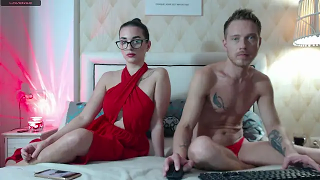 JessicaSteve online show from October 15, 9:15 pm