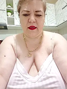 cindybbwsquirt online show from July 29, 4:10 am