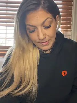 LittleMissEeve online show from February 7, 4:35 pm