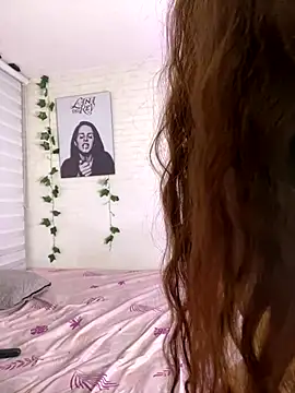 Niky Love online show from November 17, 5:02 am