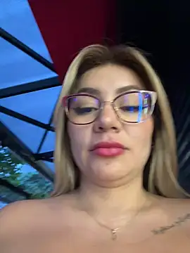 DIANITA 1988 online show from December 21, 10:40 pm