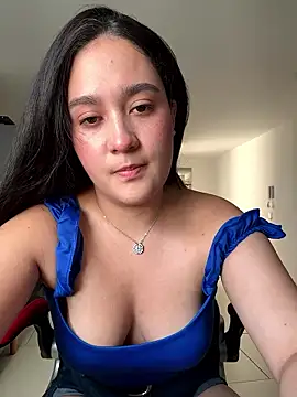 Nina lovi online show from January 7, 9:50 pm