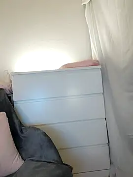 Snapshot of Fuck-Gina chatting on July 18, 10:35 pm Fuck-Gina online show from July 18, 10:35 pm