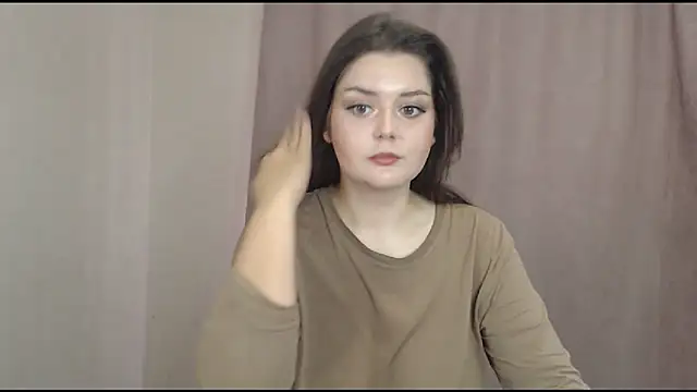 ohhhMie online show from October 5, 7:28 am