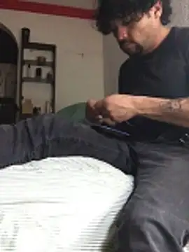 Snapshot of Pancho2213 chatting on February 5, 3:11 am Pancho2213 online show from February 5, 3:11 am