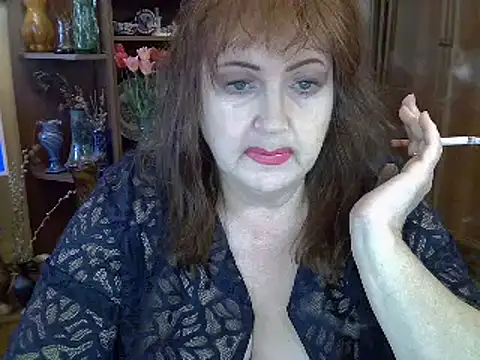 Snapshot of ElenaZed chatting on April 23, 7:09 am ElenaZed online show from April 23, 7:09 am