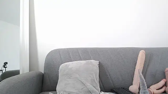 nicole 98 online show from October 8, 8:23 am