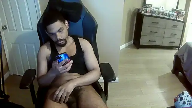 Neovergil0 online show from May 6, 7:08 pm
