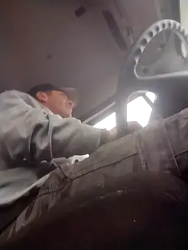 Snapshot of trucker1979 chatting on December 15, 3:27 pm trucker1979 online show from December 15, 3:27 pm