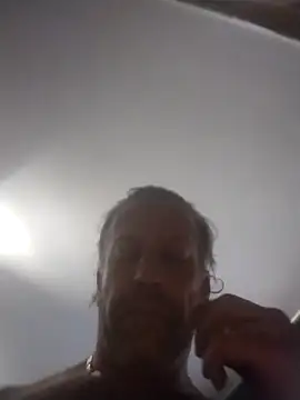 trucker1979 online show from December 22, 8:28 pm