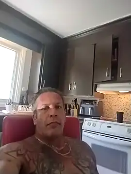 Snapshot of trucker1979 chatting on July 7, 8:13 pm trucker1979 online show from July 7, 8:13 pm