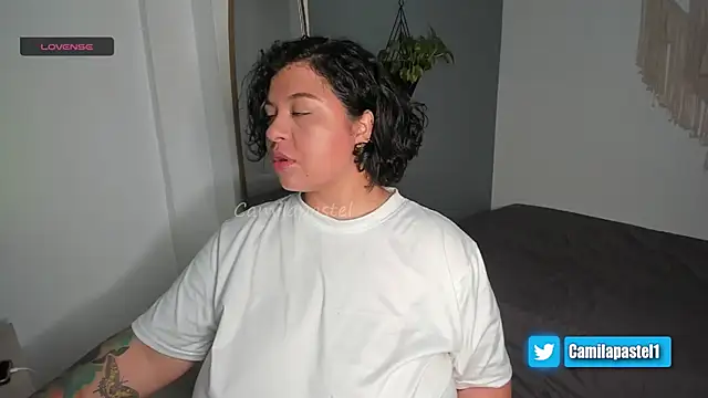 camilapastel online show from September 23, 12:19 pm