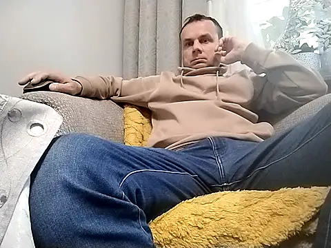 grzes19763 online show from October 10, 7:29 am