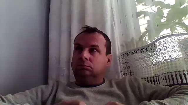 grzes19763 online show from June 15, 8:27 am