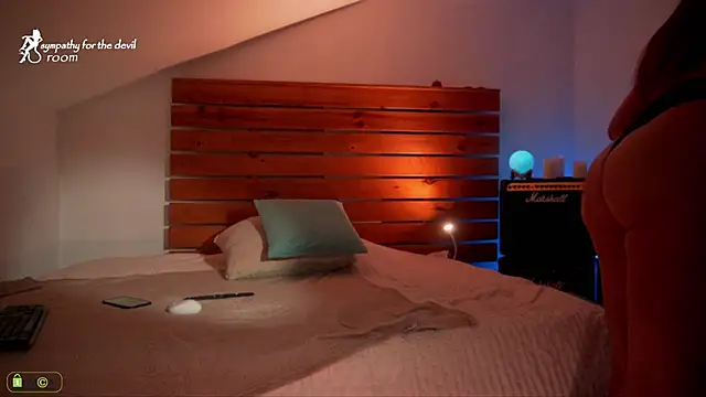 Snapshot of Sympathy_for_the_devil chatting on November 23, 10:20 pm Sympathy for the devil online show from November 23, 10:20 pm