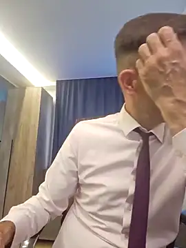 Snapshot of SteveTiger chatting on September 25, 1:59 pm SteveTiger online show from September 25, 1:59 pm