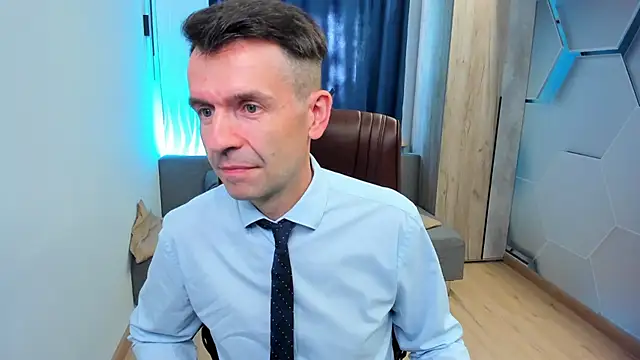 Snapshot of SteveTiger chatting on September 26, 1:26 pm SteveTiger online show from September 26, 1:26 pm